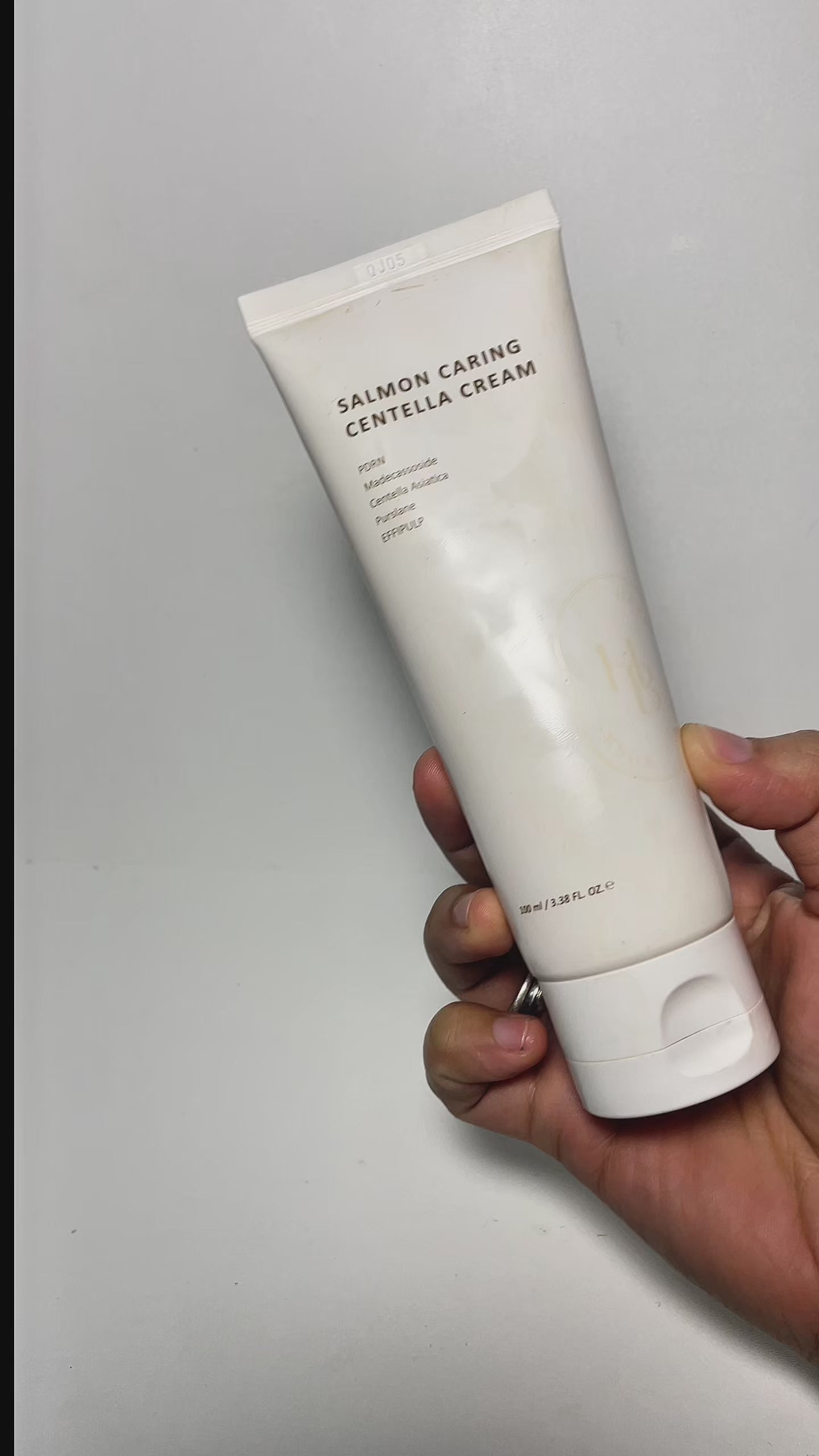 [Heveblue] Salmon Caring Centella Cream 100ML